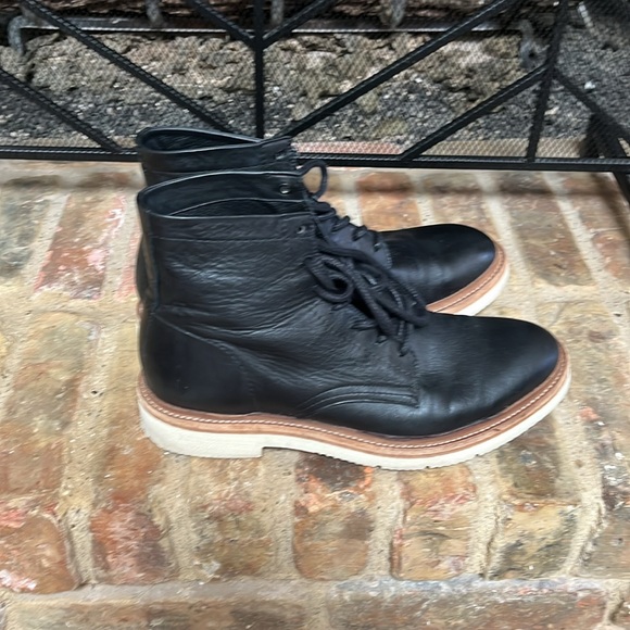 Frye Boots - Picture 4 of 10
